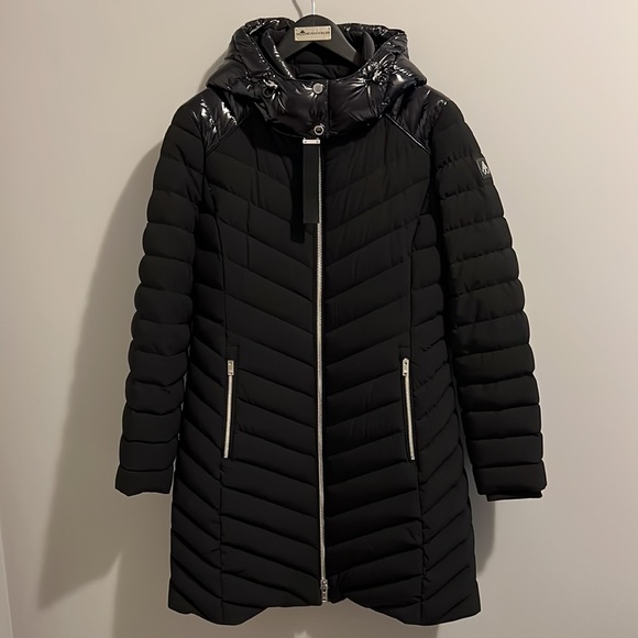 ✨ HOST PICK ✨ LIKE NEW ~ MOOSE KNUCKLES WINTER COAT (L) - Picture 1 of 17